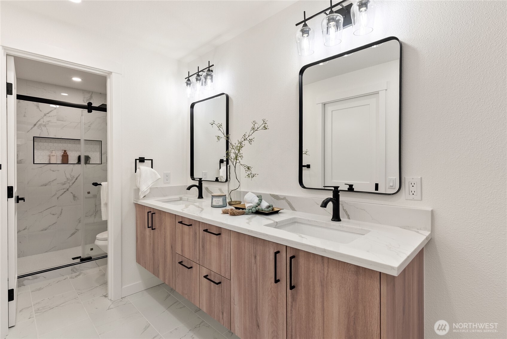 32211 26th Avenue SW, Federal Way, WA 98023