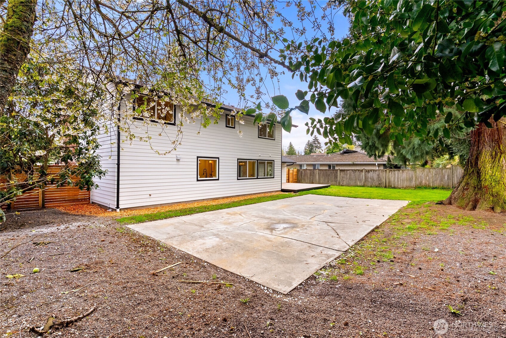 32211 26th Avenue SW, Federal Way, WA 98023