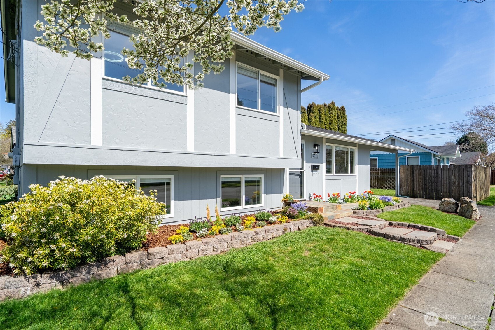 721 W 4th Street , Centralia, WA 98531