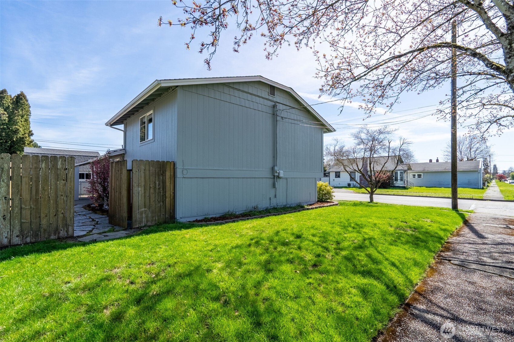 721 W 4th Street , Centralia, WA 98531