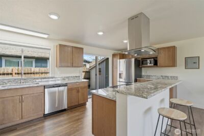 721 W 4th Street , Centralia, WA 98531 - Photo 7