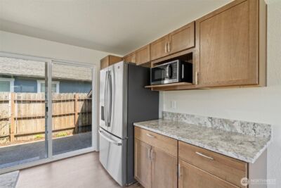 721 W 4th Street , Centralia, WA 98531 - Photo 9