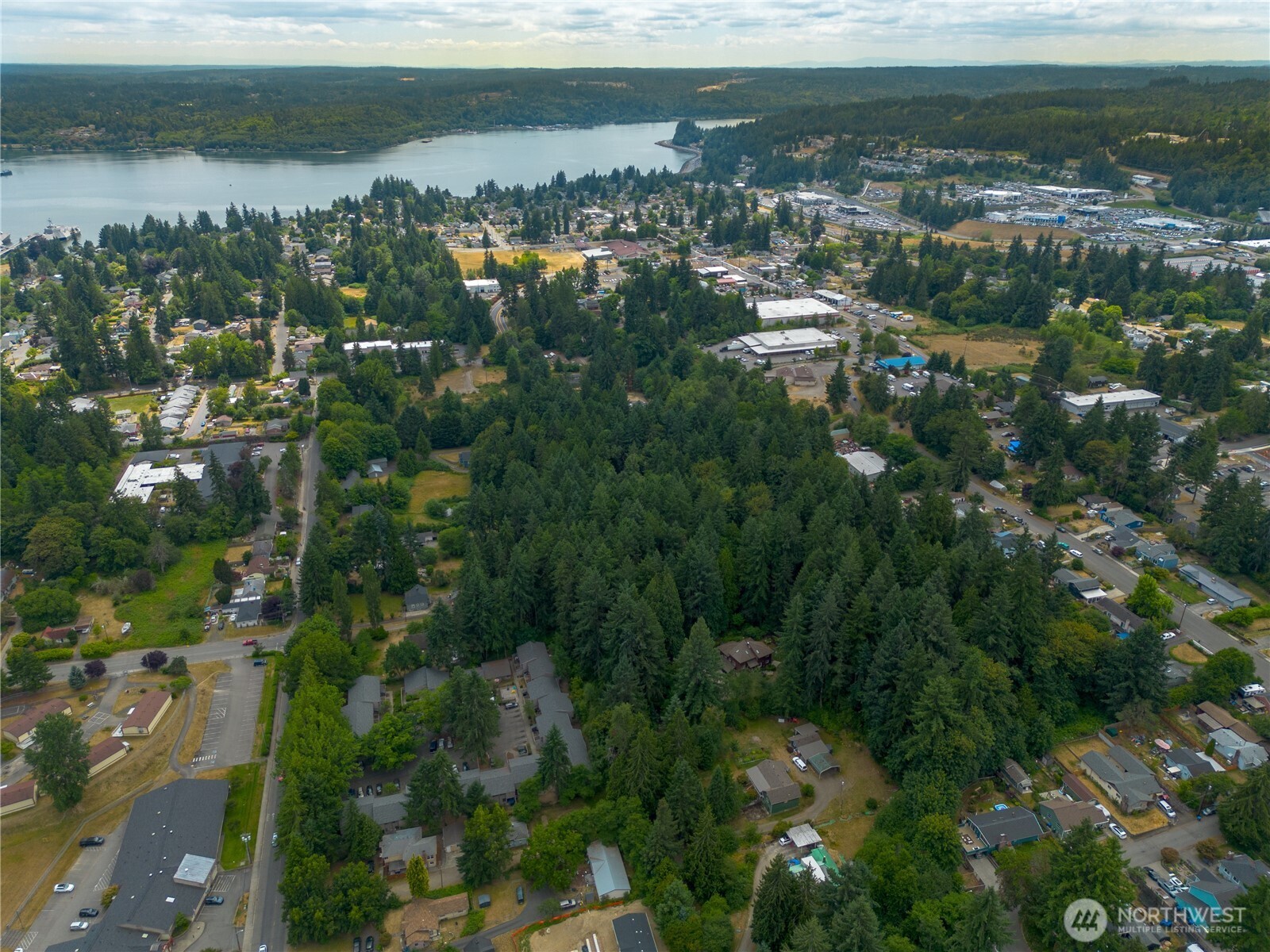 1 XXXX 1ST Street , Bremerton, WA 98312