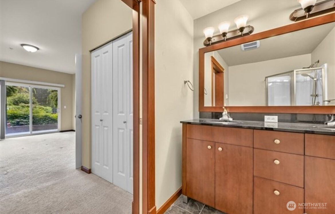 259 W Bakerview Road #C102, Bellingham, WA 98226