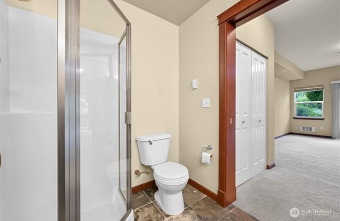 259 W Bakerview Road #C102, Bellingham, WA 98226