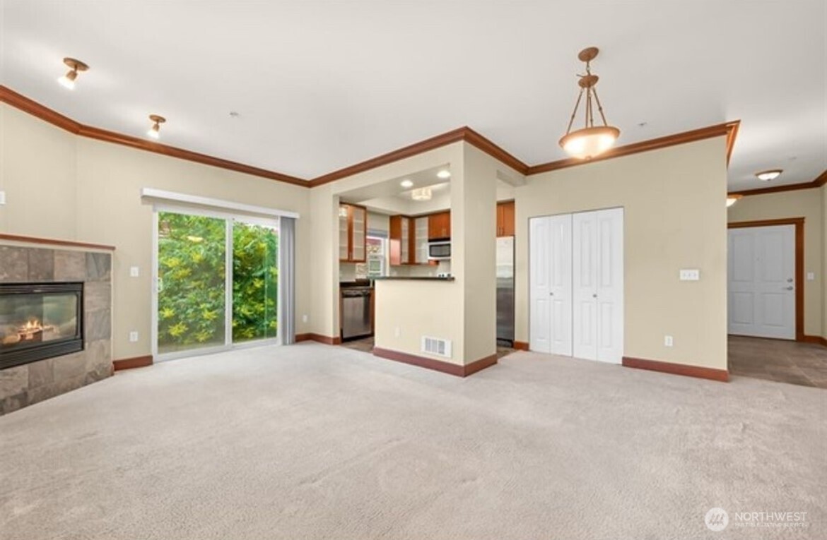 259 W Bakerview Road #C102, Bellingham, WA 98226