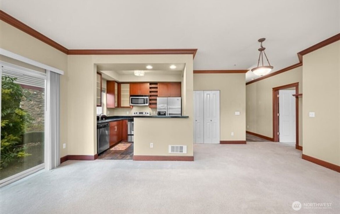 259 W Bakerview Road #C102, Bellingham, WA 98226