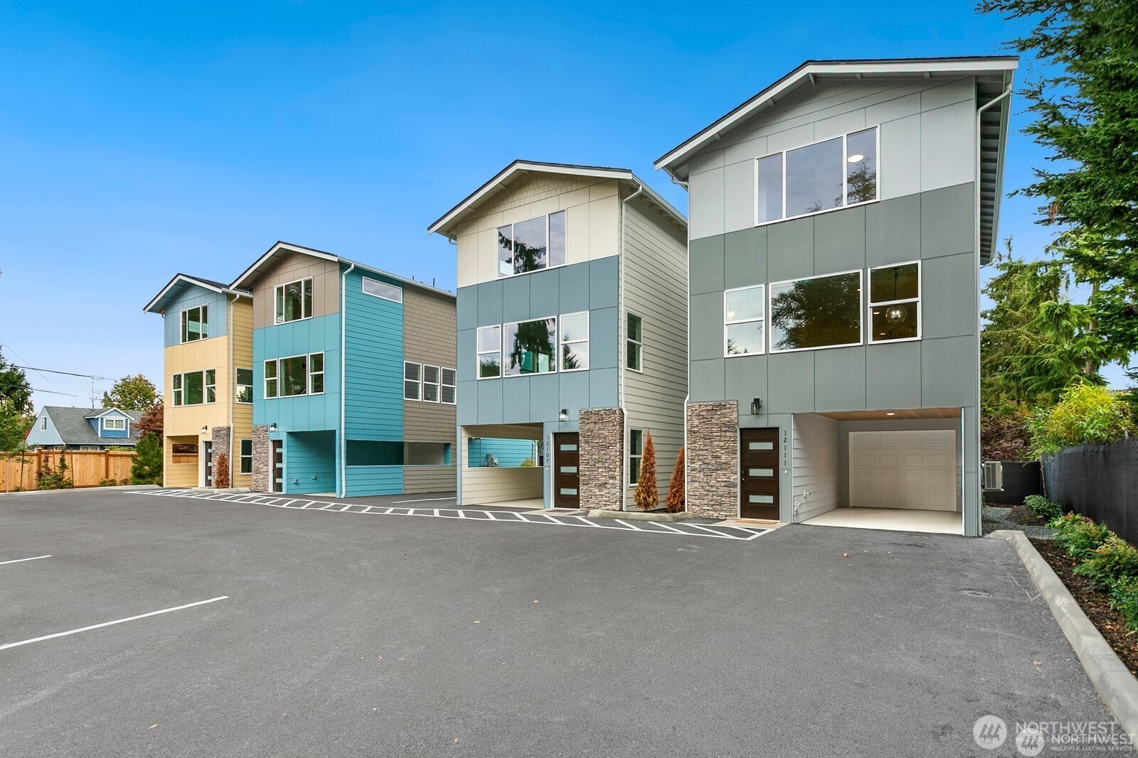 12105 E Gibson Road , Everett, WA 98204