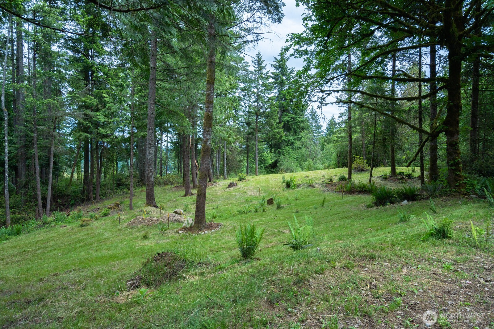 1 Sand Dollar Road , Bremerton, WA 98312