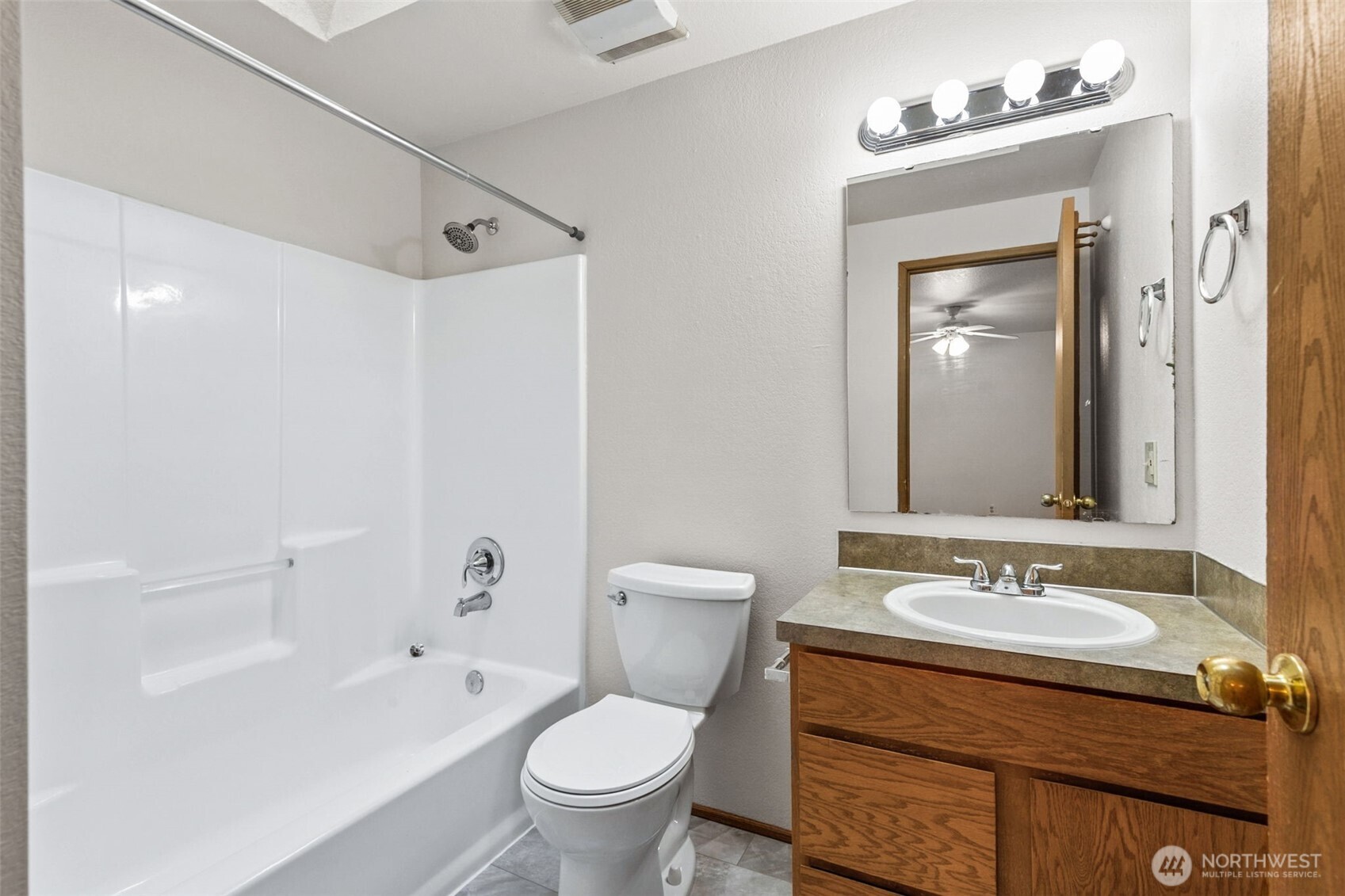 220 Israel Road SW #K-11, Tumwater, WA 98501