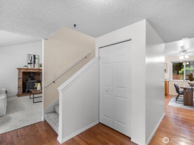 10725 127th Avenue NE, Kirkland, WA 98033 - Photo 4