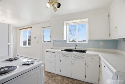 814 S Evergreen Drive , Moses Lake, WA 98837 - Photo 12