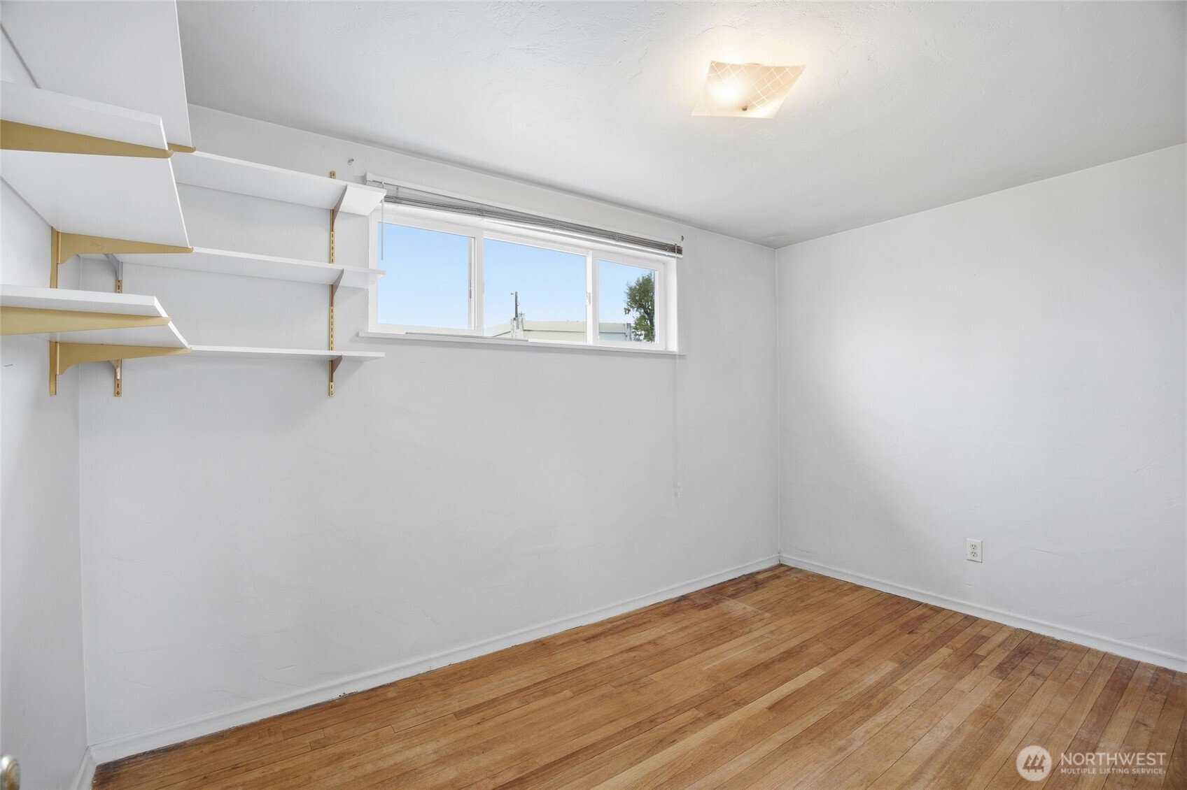 814 S Evergreen Drive , Moses Lake, WA 98837