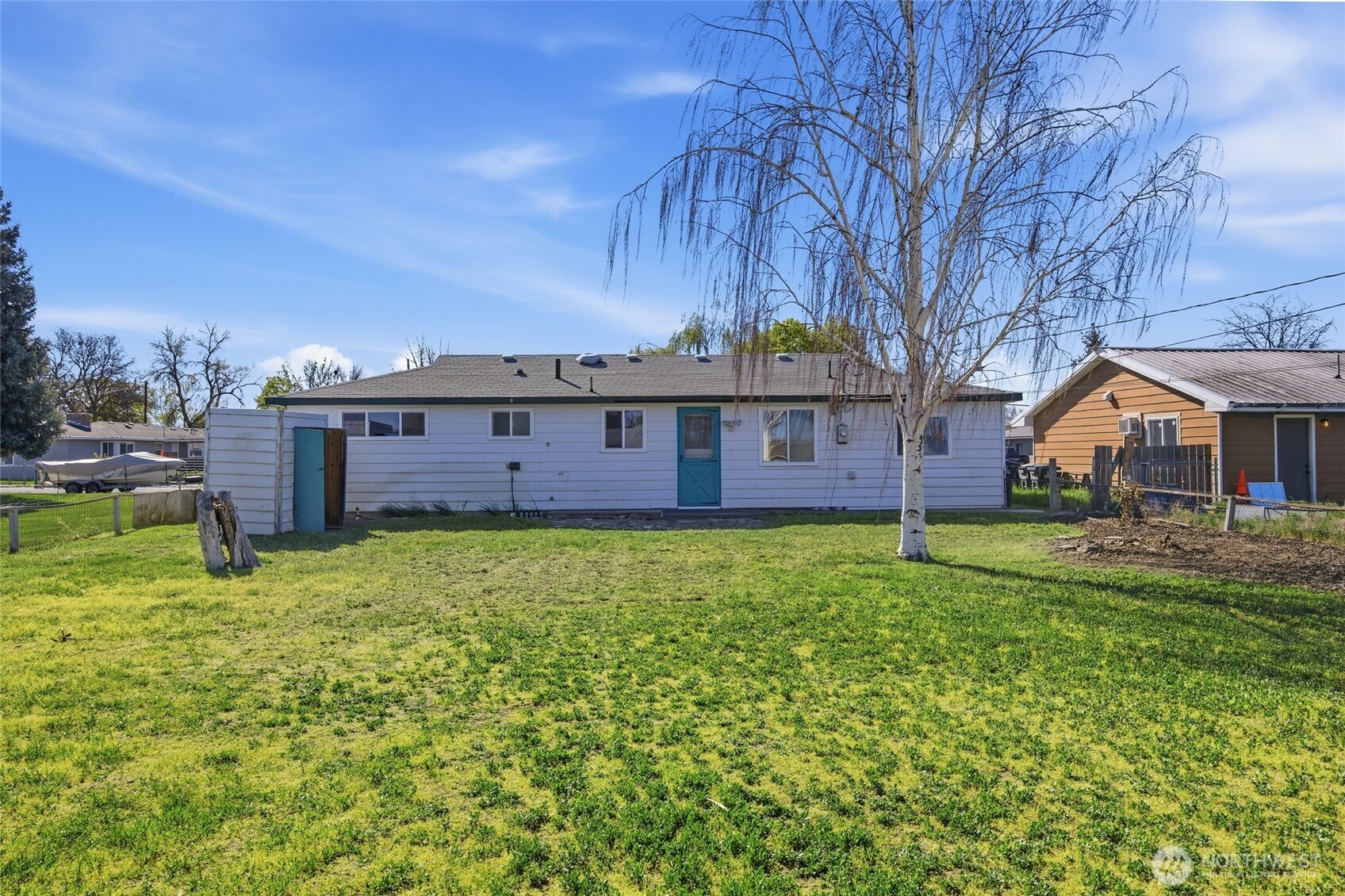 814 S Evergreen Drive , Moses Lake, WA 98837