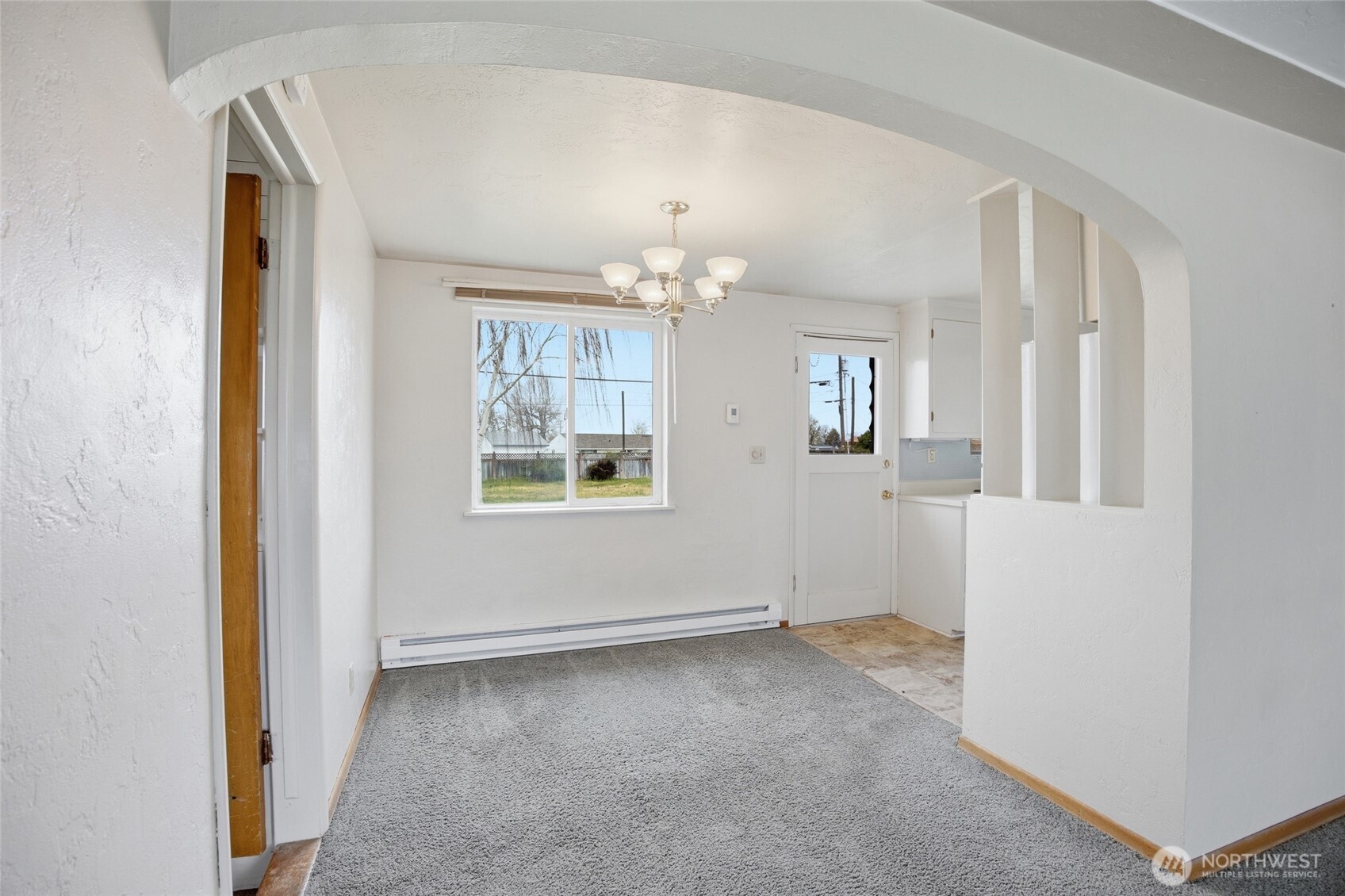 814 S Evergreen Drive , Moses Lake, WA 98837