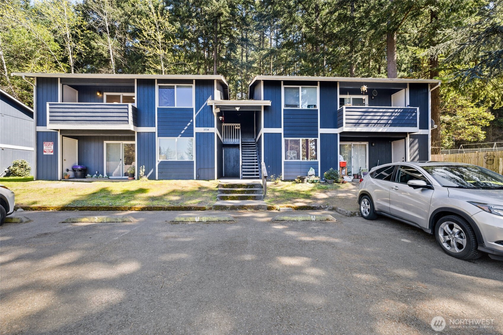 2076 E 56th Street , Tacoma, WA 98404-4428