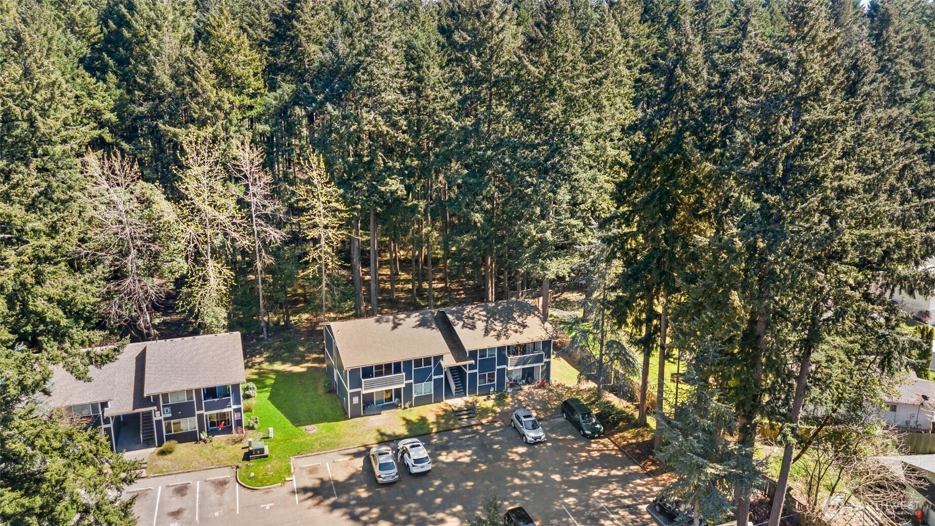2076 E 56th Street , Tacoma, WA 98404-4428
