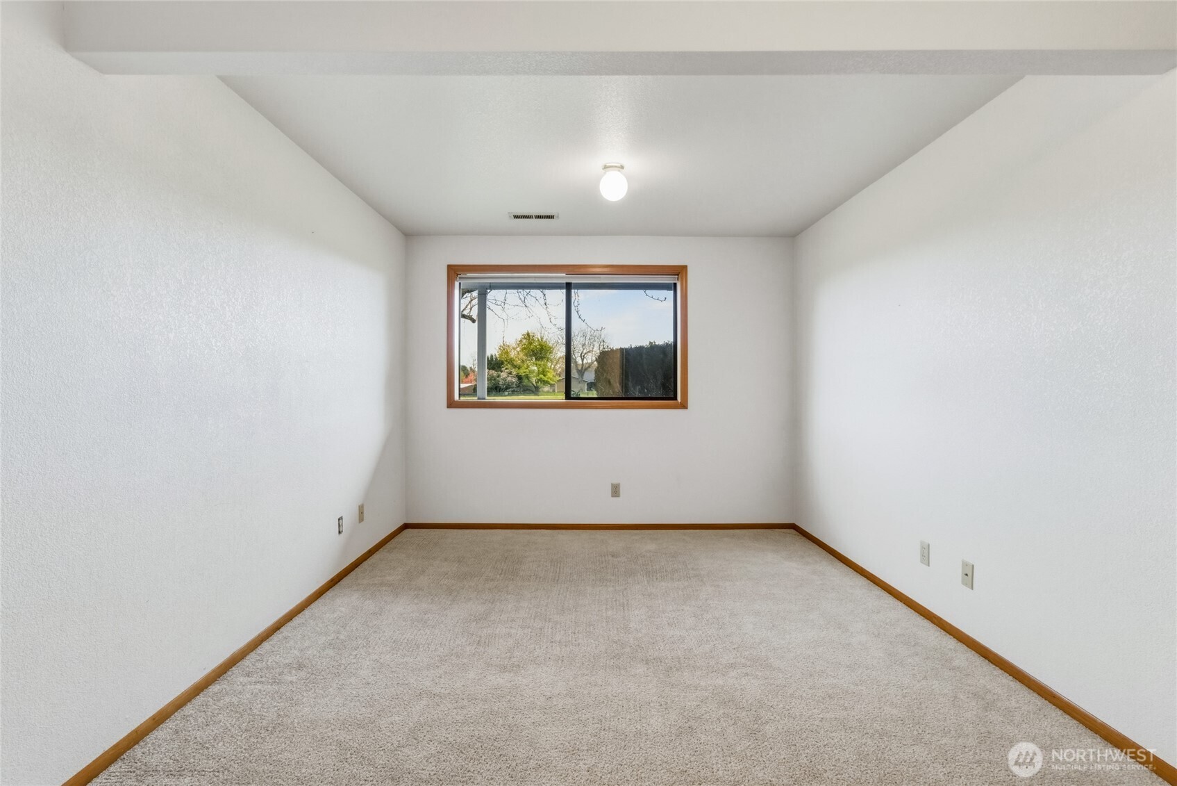 1198 Lancer Drive , Walla Walla, WA 99362