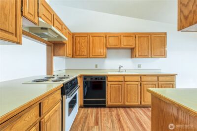 1198 Lancer Drive , Walla Walla, WA 99362 - Photo 8