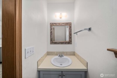 10806 Park Avenue S, Tacoma, WA 98444 - Photo 13