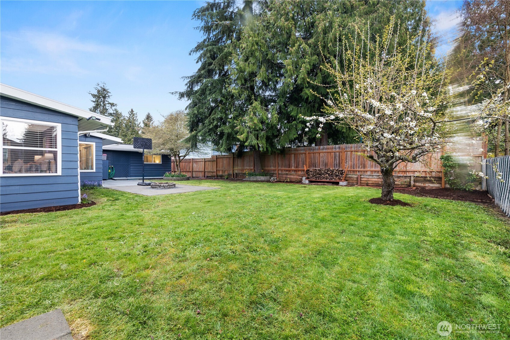 4610 181st Place SW, Lynnwood, WA 98037