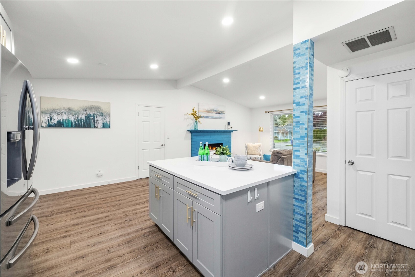 4610 181st Place SW, Lynnwood, WA 98037