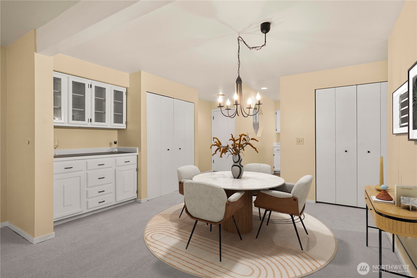 3911 108th Avenue NE #B203, Bellevue, WA 98004