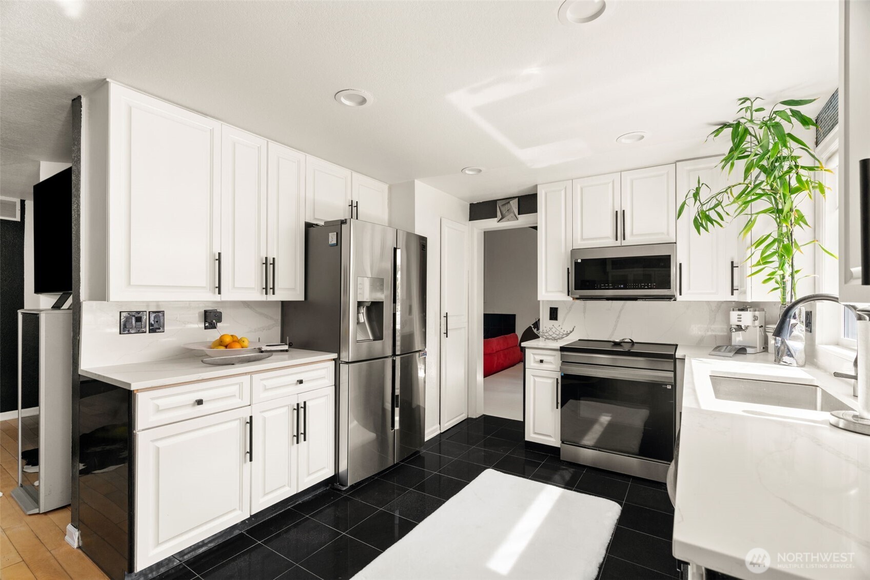 12737 NE 97th Place , Kirkland, WA 98033