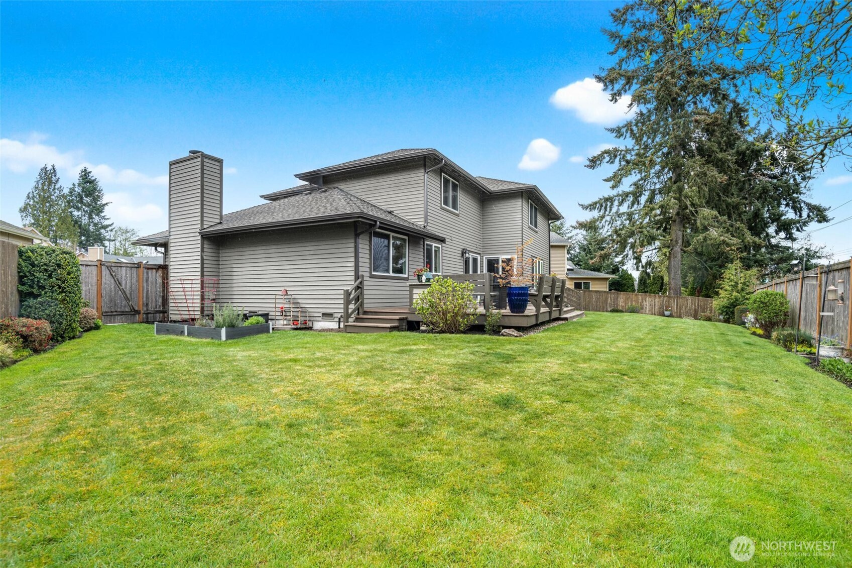 10919 53rd Avenue W, Mukilteo, WA 98275-4412