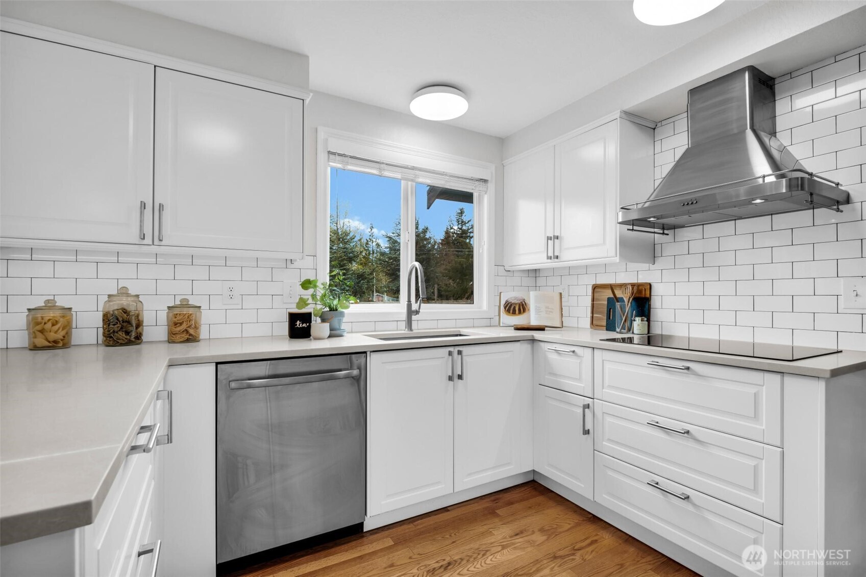 10919 53rd Avenue W, Mukilteo, WA 98275-4412