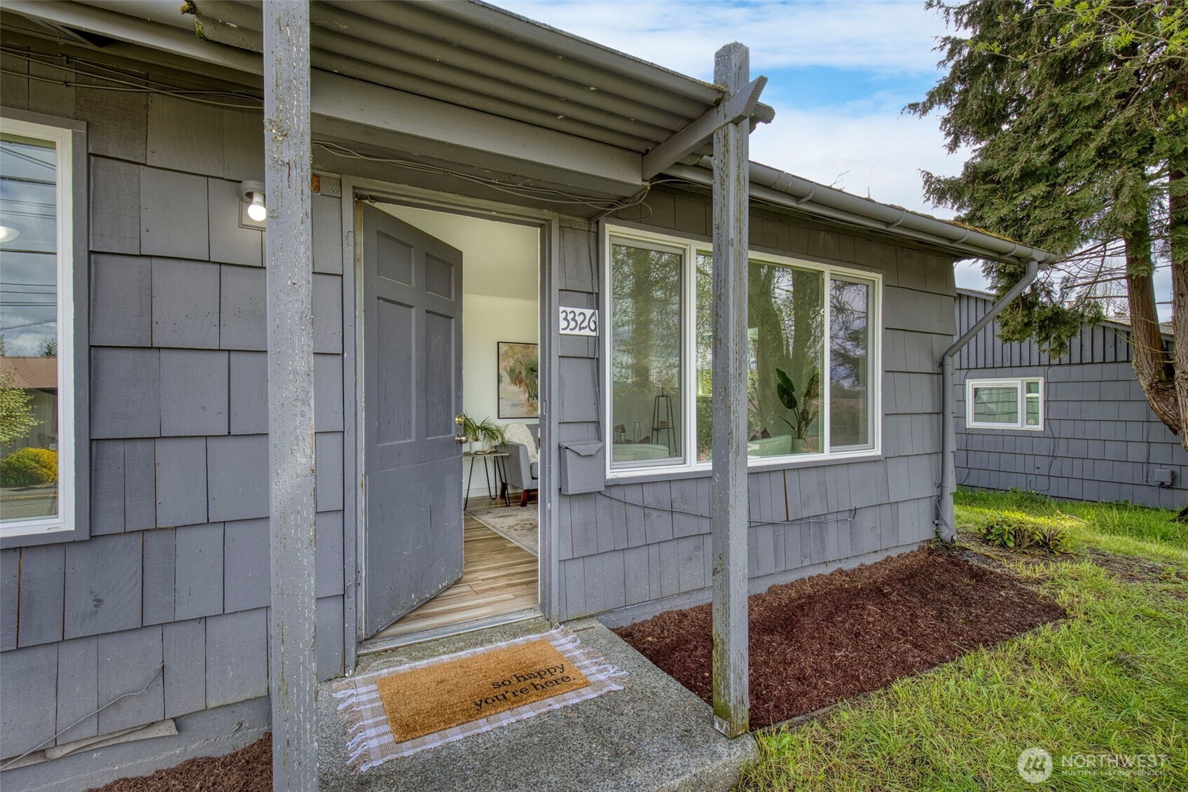 3326 - 3328 Halverson Avenue , Bremerton, WA 98310