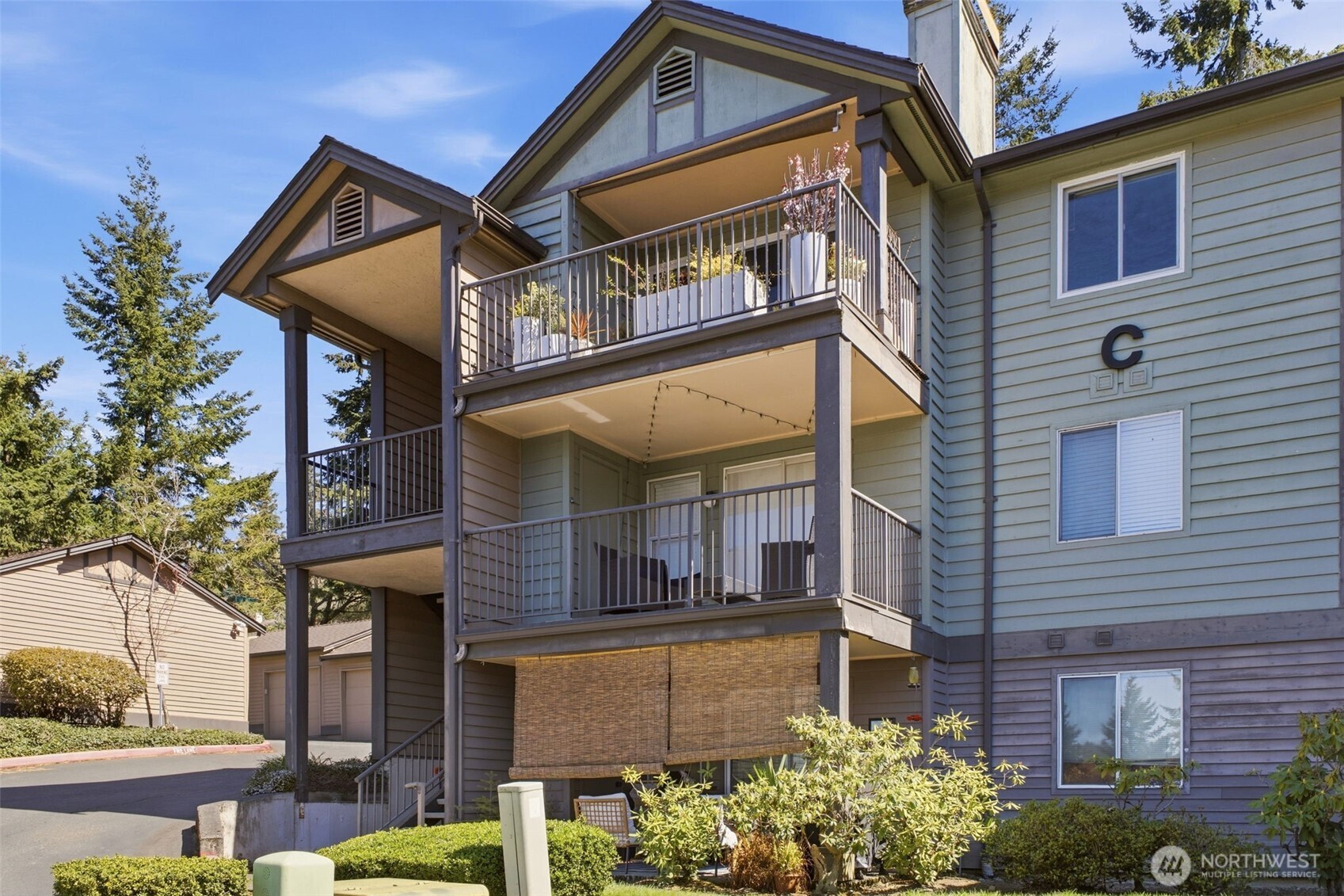 13209 Newcastle Way #C301, Newcastle, WA 98059