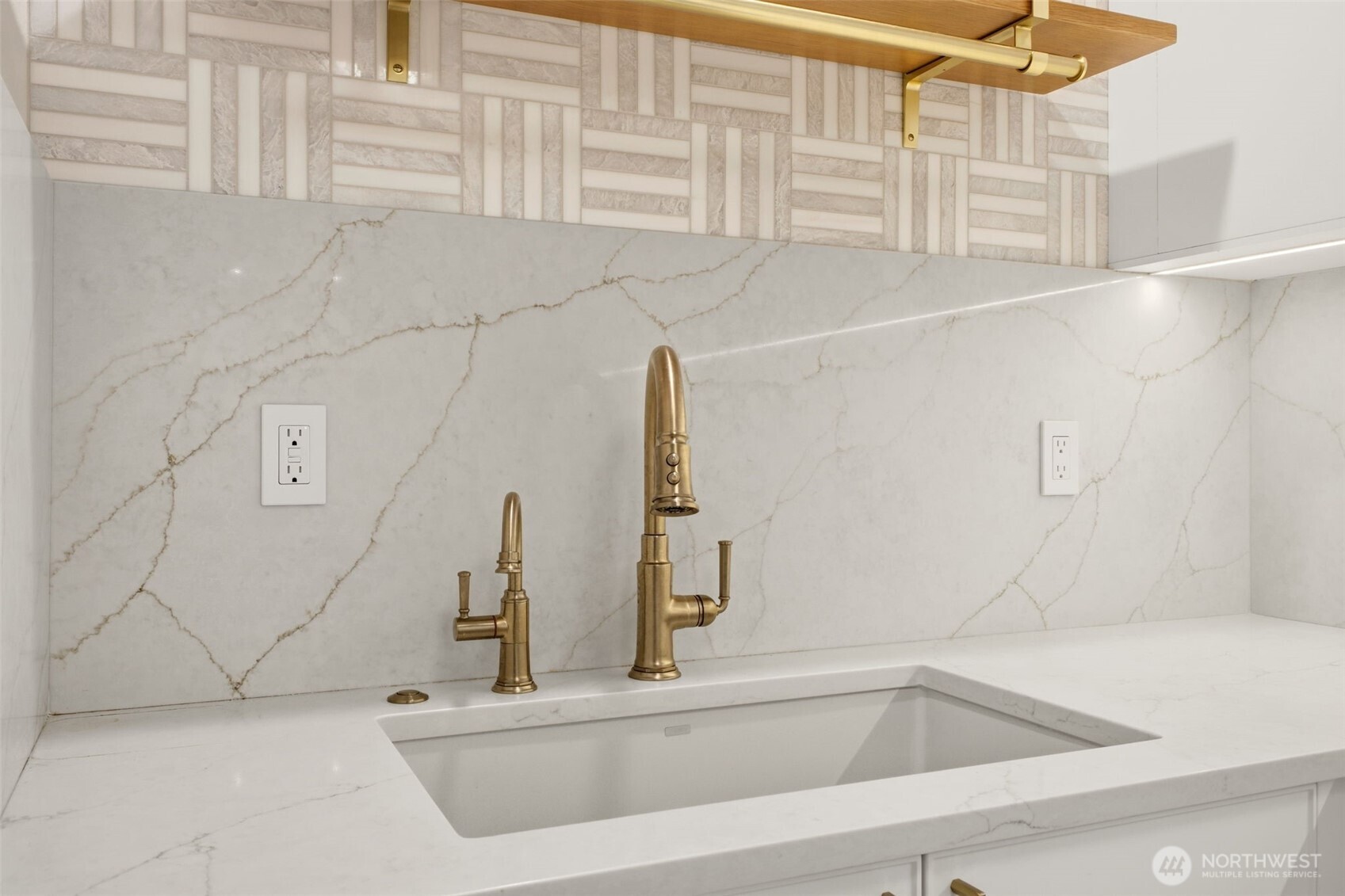 13209 Newcastle Way #C301, Newcastle, WA 98059