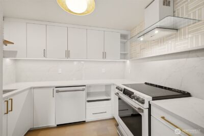 13209 Newcastle Way #C301, Newcastle, WA 98059 - Photo 7