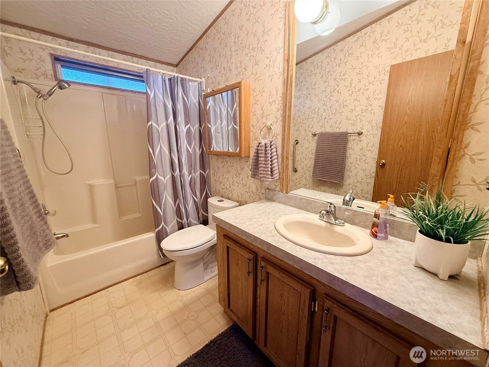 1111 Archwood Drive SW #244, Olympia, WA 98502