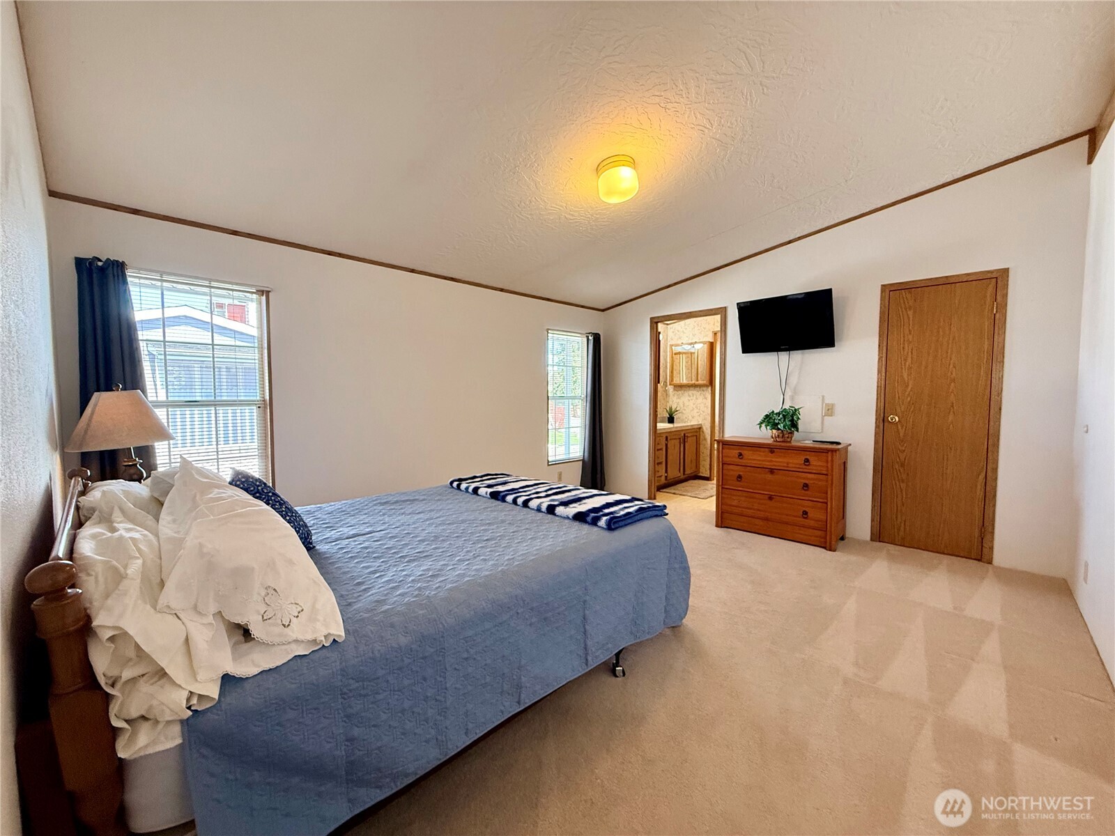 1111 Archwood Drive SW #244, Olympia, WA 98502