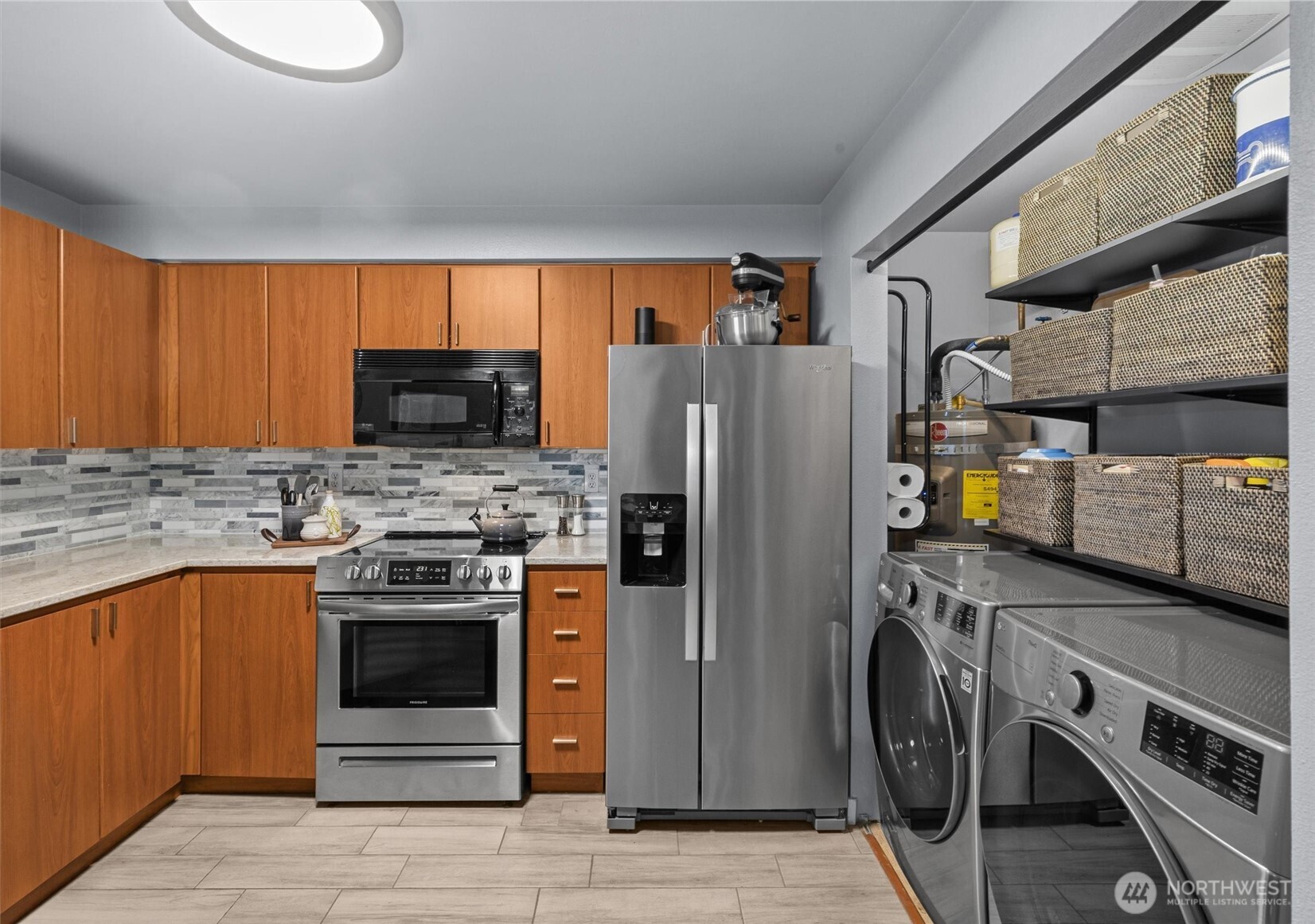 7711 NE 175th Street #C305, Kenmore, WA 98028