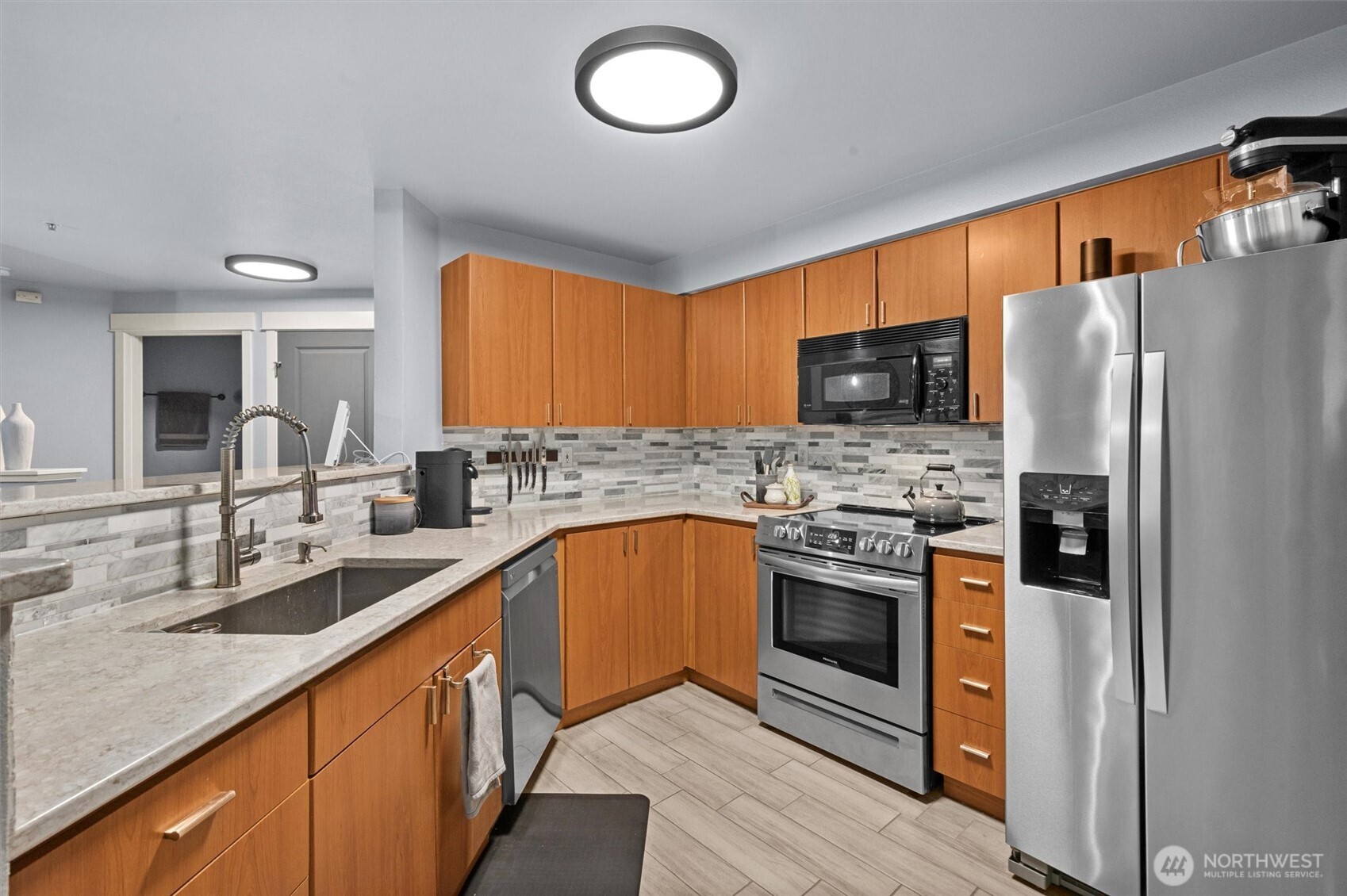 7711 NE 175th Street #C305, Kenmore, WA 98028