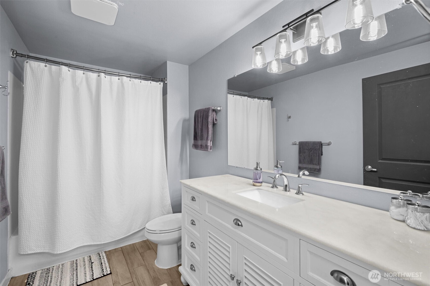 7711 NE 175th Street #C305, Kenmore, WA 98028