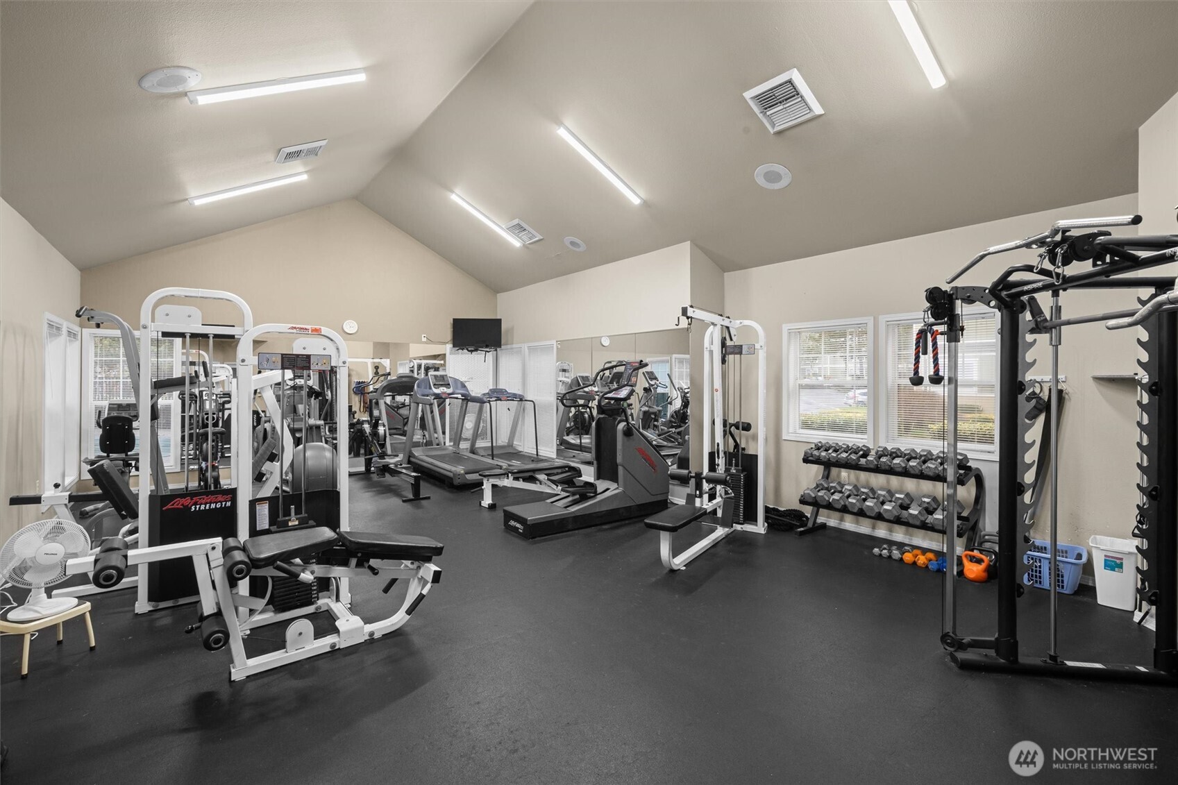 7711 NE 175th Street #C305, Kenmore, WA 98028