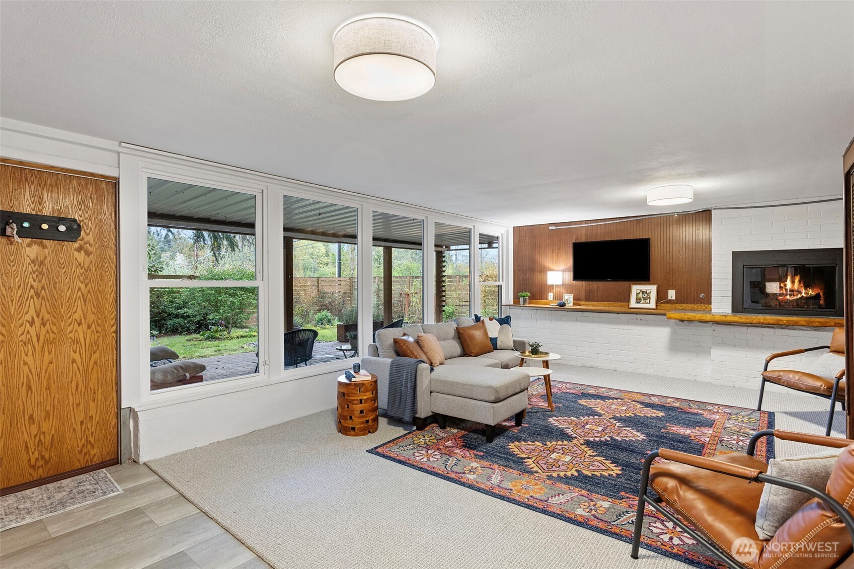 3102 NE 195th Street , Lake Forest Park, WA 98155-2550