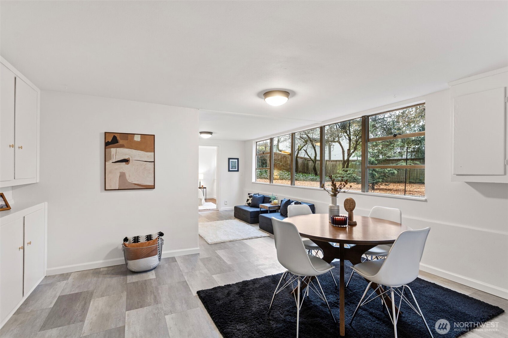 3102 NE 195th Street , Lake Forest Park, WA 98155-2550