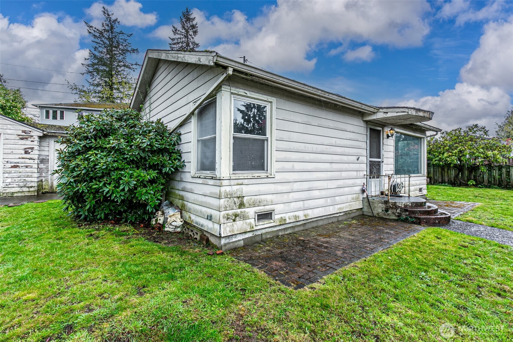 7035 S 127th Street , Seattle, WA 98178