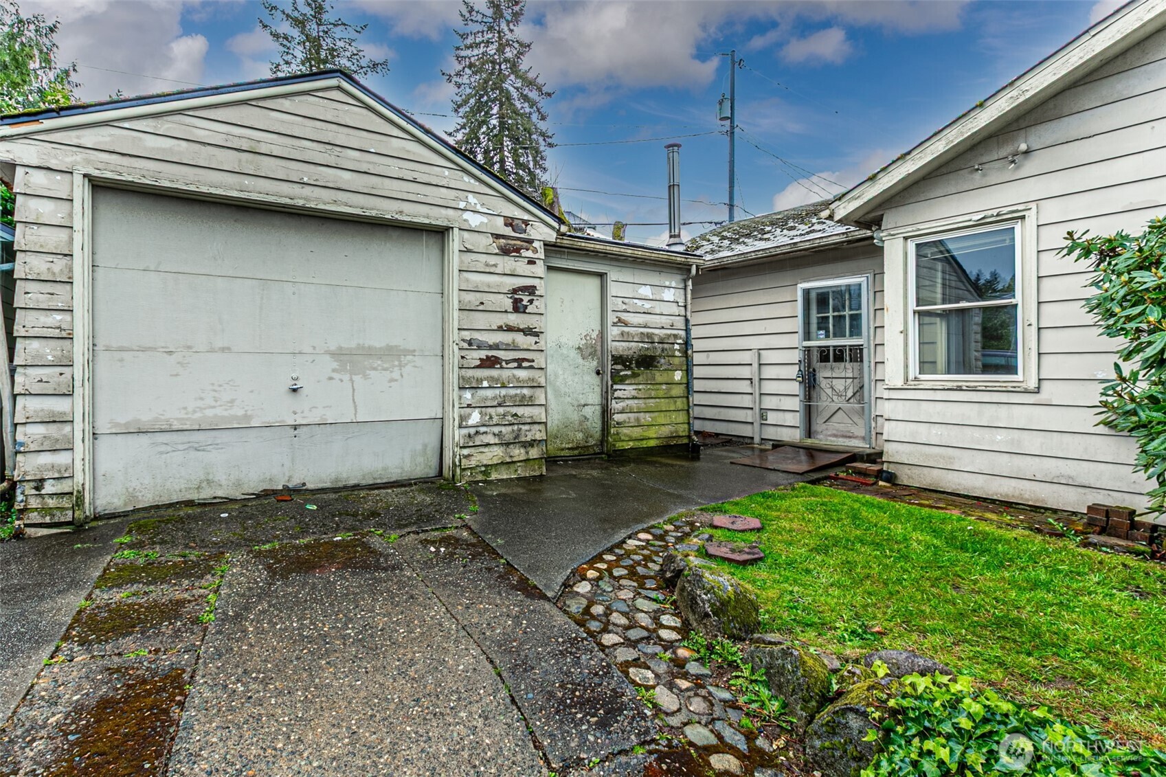 7035 S 127th Street , Seattle, WA 98178