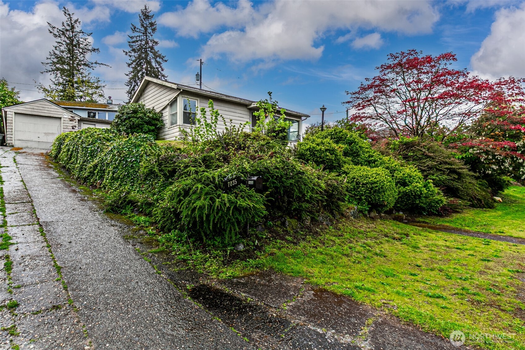 7035 S 127th Street , Seattle, WA 98178