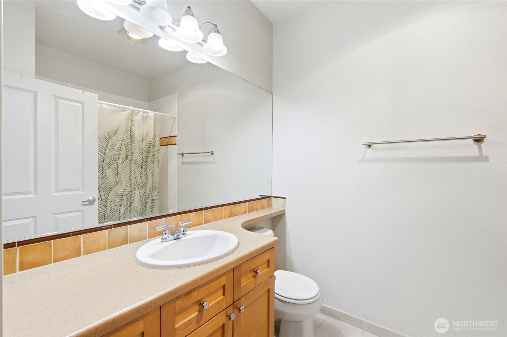 1000 Cabin Creek Lane SW ##B106, Issaquah, WA 98027-4648