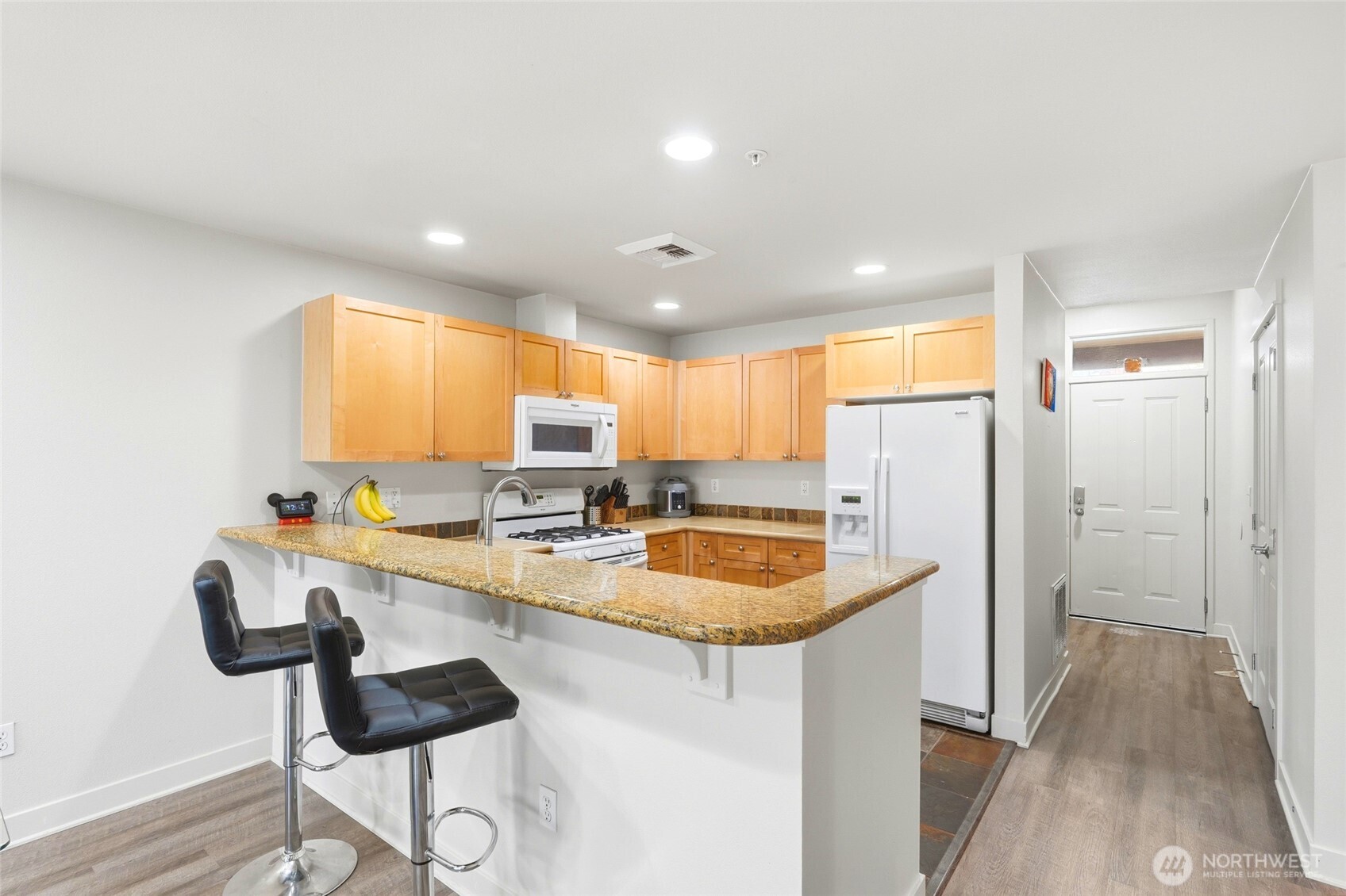 1000 Cabin Creek Lane SW ##B106, Issaquah, WA 98027-4648