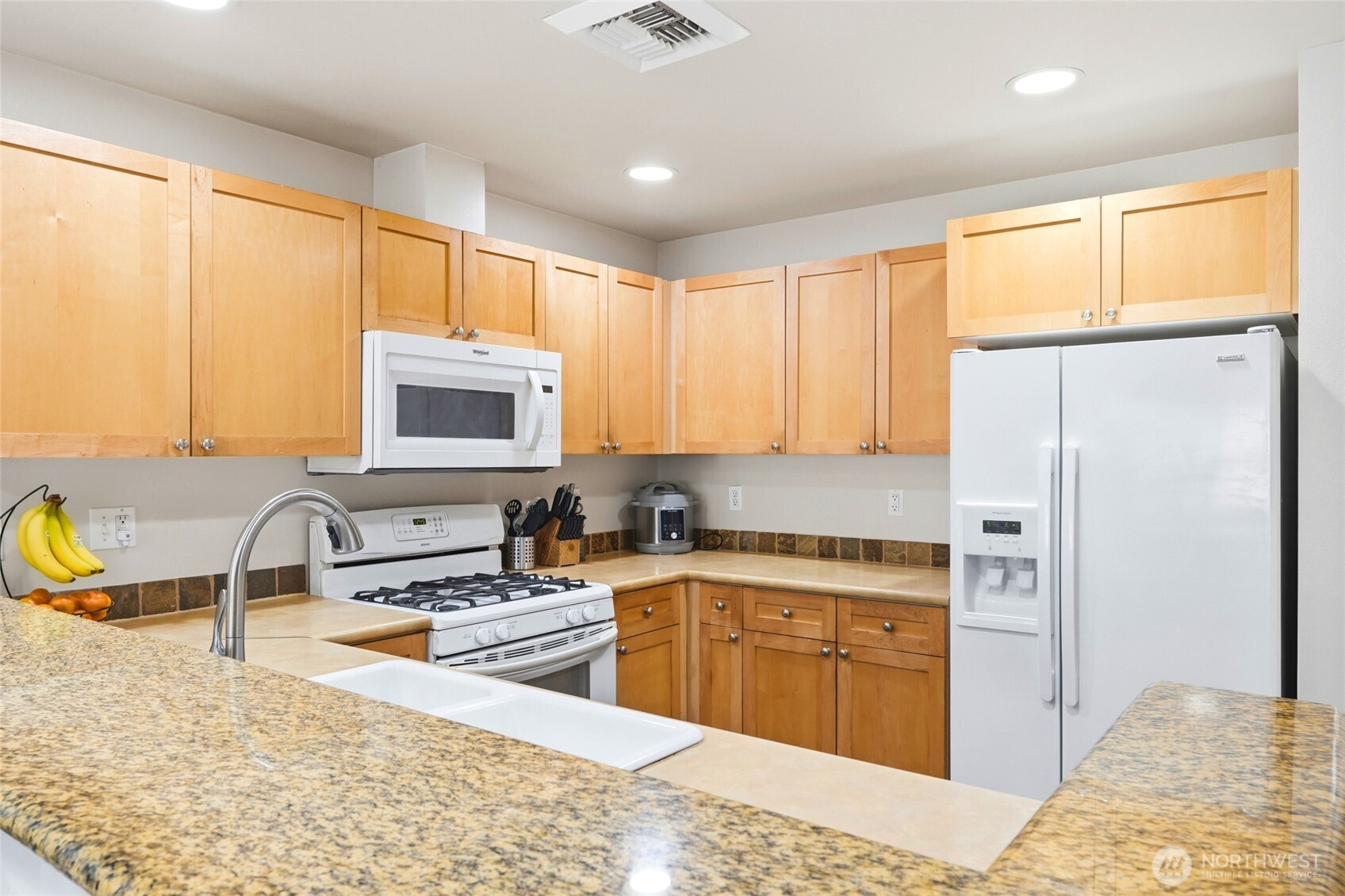 1000 Cabin Creek Lane SW ##B106, Issaquah, WA 98027-4648