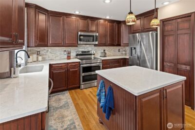 10019 SE 244th Court , Kent, WA 98030 - Photo 11