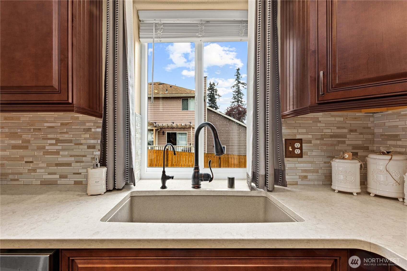 10019 SE 244th Court , Kent, WA 98030